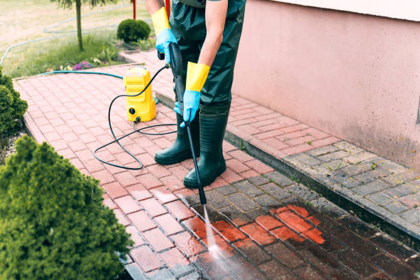 Best Pool Deck Cleaning  in Summit, IL